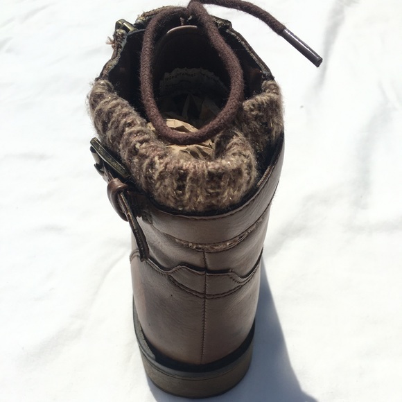 Combat Low Heel Lace up Zipper Boots. Womens 4 - Picture 4 of 11